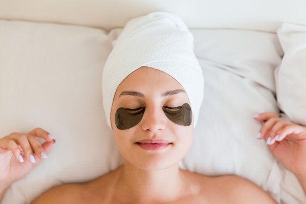 Révélez un regard frais avec des patchs à microstructure